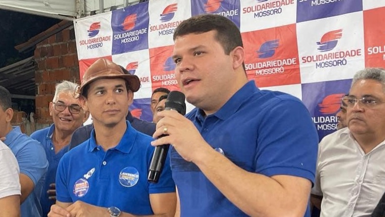 Ex-aliados, Lawrence e Allyson marcam convenções para o mesmo dia