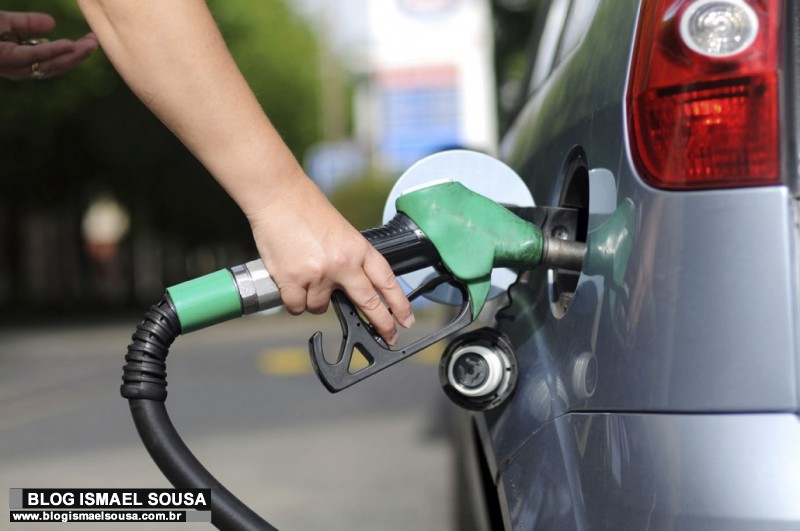 PreÃ§o da gasolina em MossorÃ³ passa de R$ 4 apÃ³s aumento de impostos