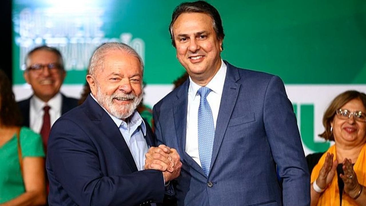 A ciência voltou: Governo Lula bloqueia R$ 116 milhões do orçamento para bolsistas