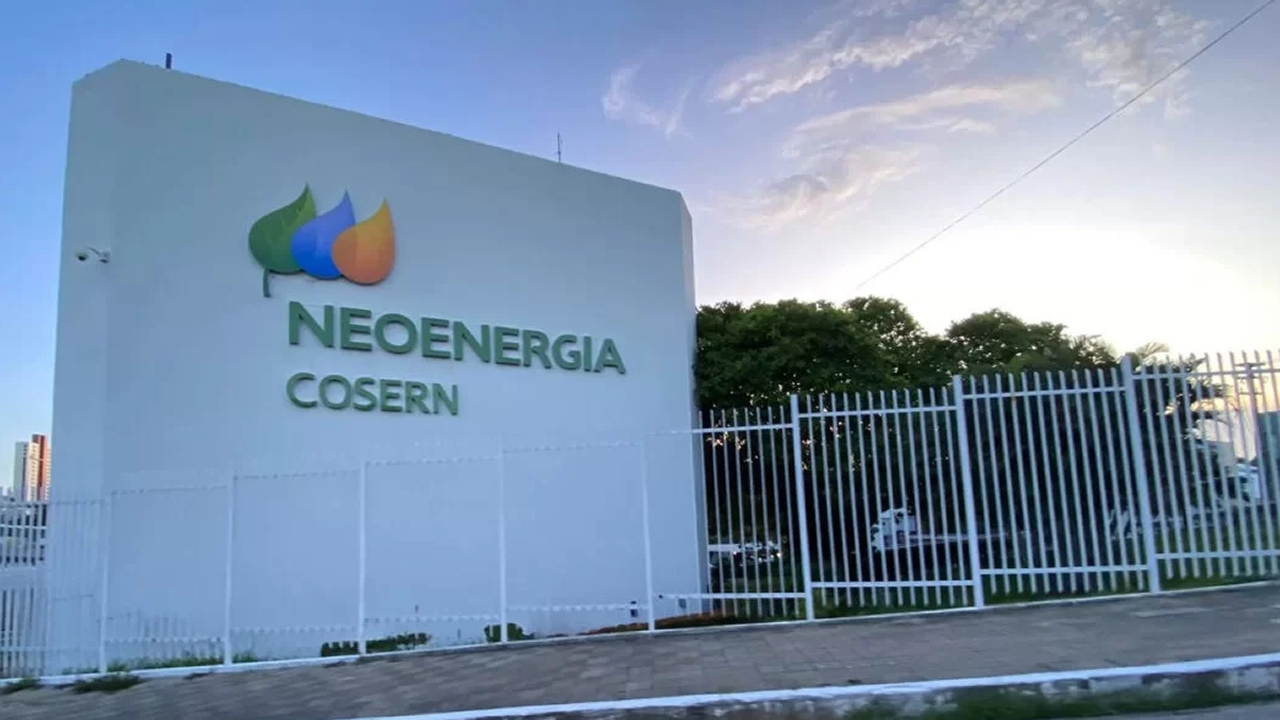 Neoenergia, que aplicou taxas abusivas na energia solar no RN, lucrou R$ 3,6 bilhões até setembro