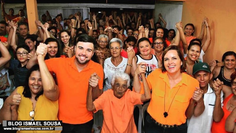Claudia Regina lanÃ§a prÃ©-candidatura de Petras Vinicius a vereador
