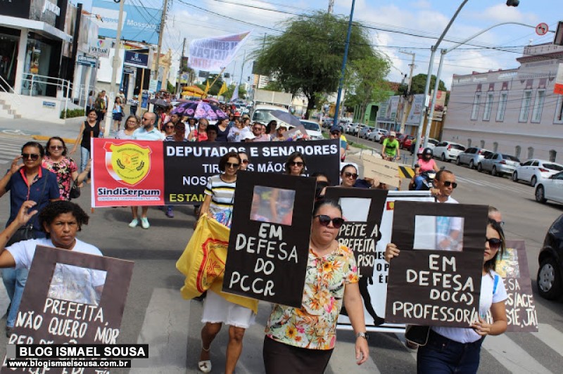 Professores municipais de MossorÃ³ votarÃ£o Indicativo de Greve nesta quarta