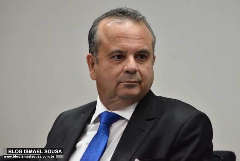Ministro assina ordem de serviço para obras no RN nesta segunda