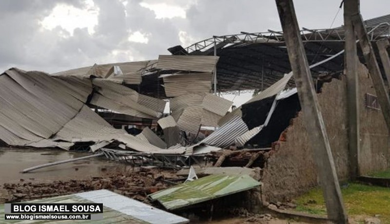 Temporal com chuva e ventos fortes causa estragos em Currais Novos