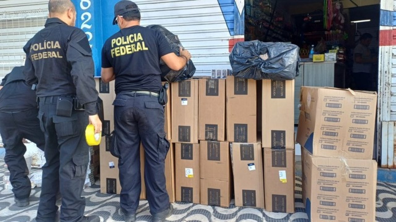 Polícia Federal deflagra operação contra contrabando de cigarros e prende três suspeitos