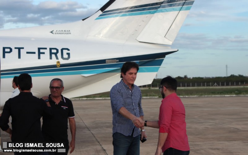 Azul vai inaugurar voo em atÃ© 60 dias apÃ³s liberaÃ§Ã£o do aeroporto, garante Robinson
