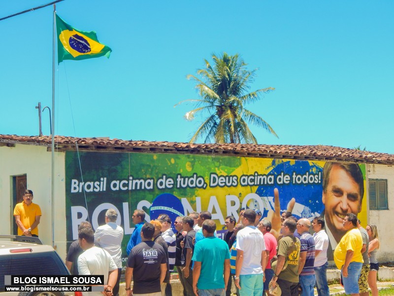Apoiadores de Bolsonaro promovem encontro em Brejinho e inauguram outdoors em NÃ­sia Floresta e Areia Branca