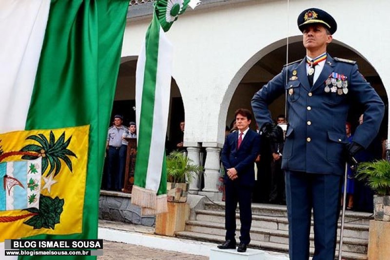 Governador muda comando da PolÃ­cia Militar