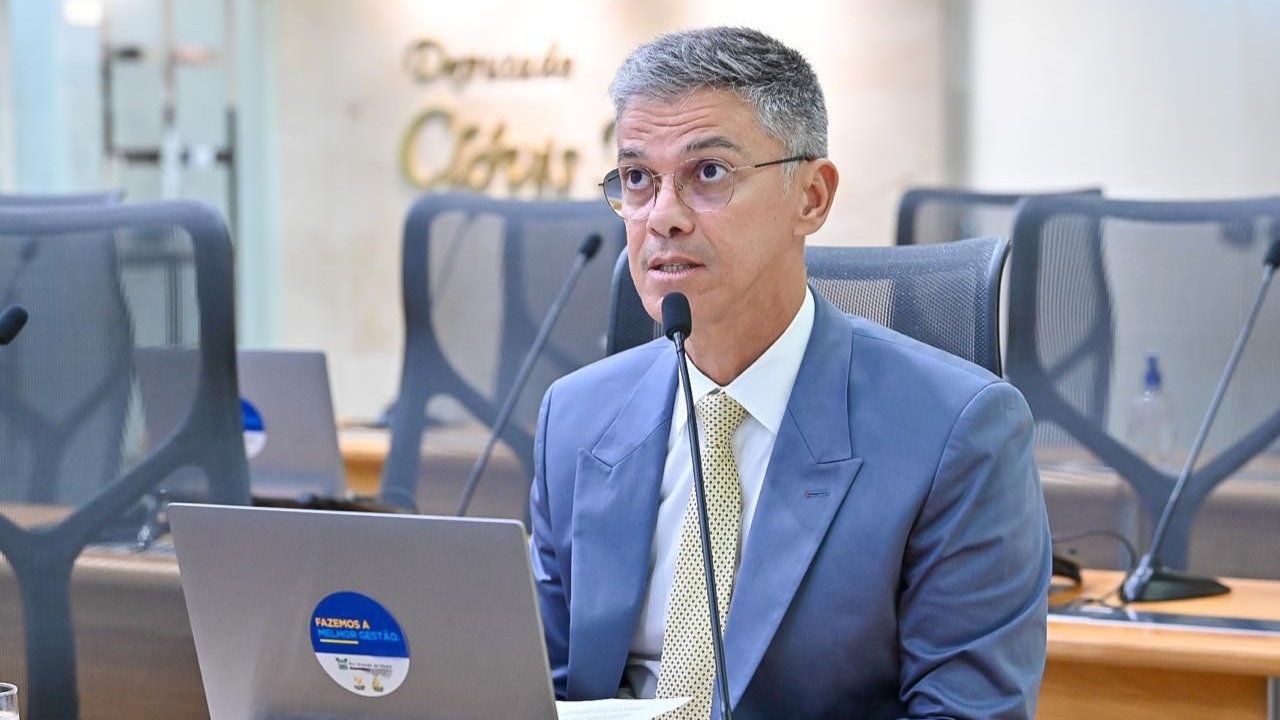 Assembleia aprova projeto de Coronel Azevedo em defesa das crianças