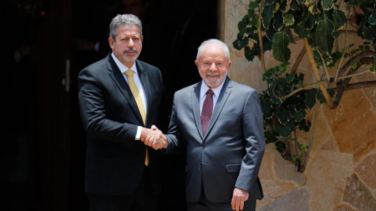 Opinião: Lula já pode ser chamado de 'Tchutchuca do Centrão'? 