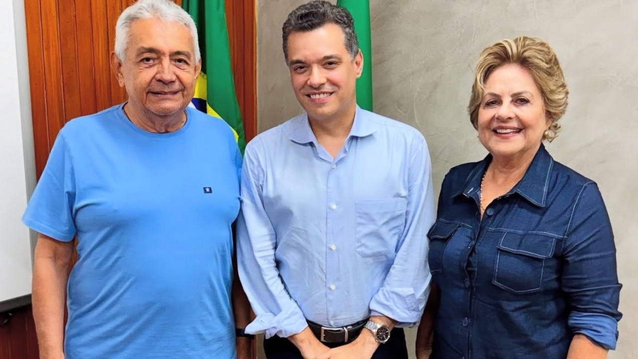 Walter Alves se reúne com Fafá e Dr. Leonardo