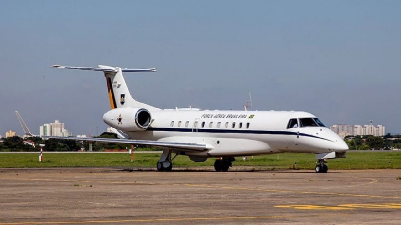 AeroFAB: Governo Lula viaja mais e produz menos