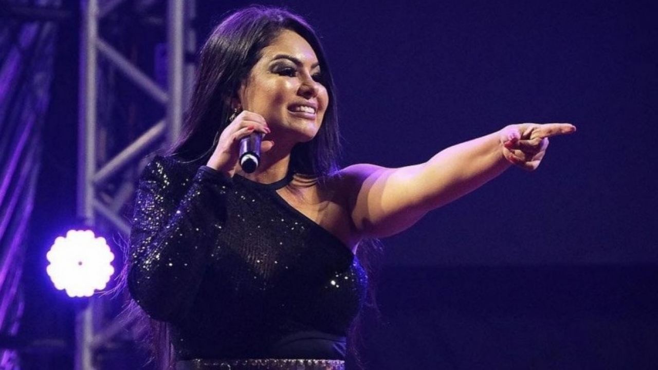 Paulinha Abelha, vocalista do grupo Calcinha Preta, morre aos 43 anos