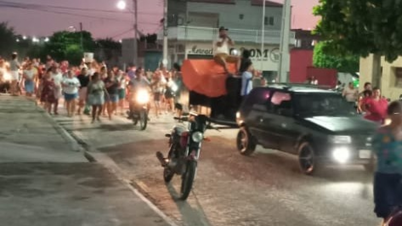 Moradores protestam contra falta d´água em Upanema