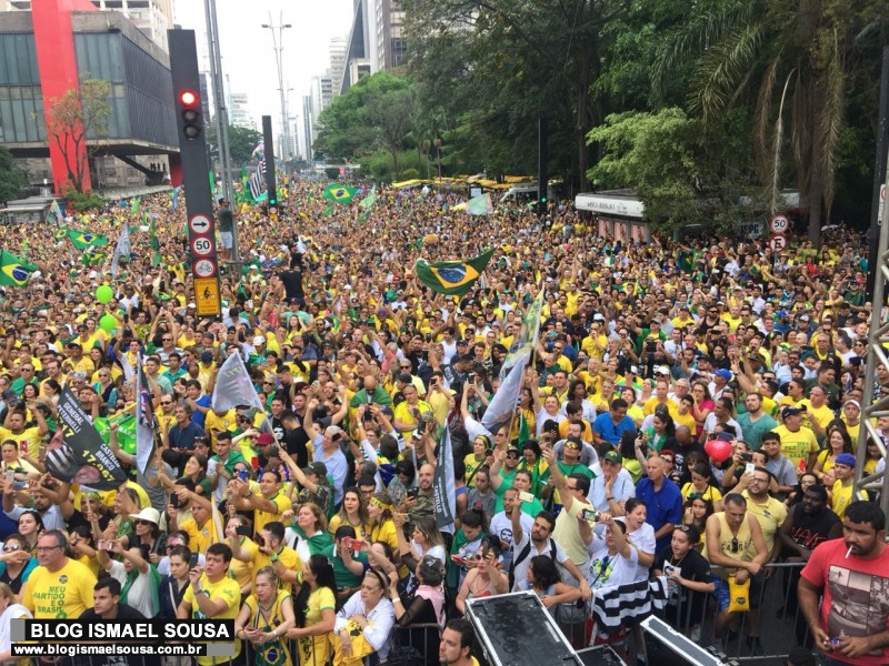 Manifestações a favor de Bolsonaro no Dia do Trabalhador assustam a esquerda