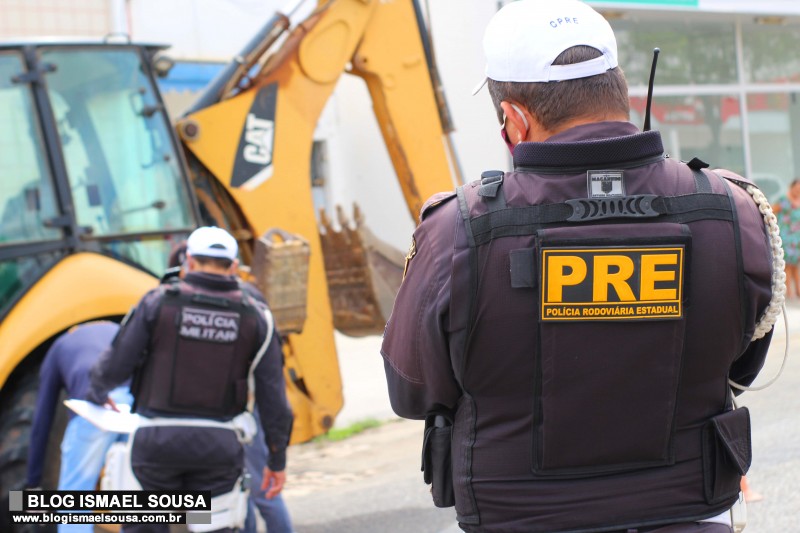 Trator passa por cima de motociclista na Avenida Presidente Dutra, em MossorÃ³