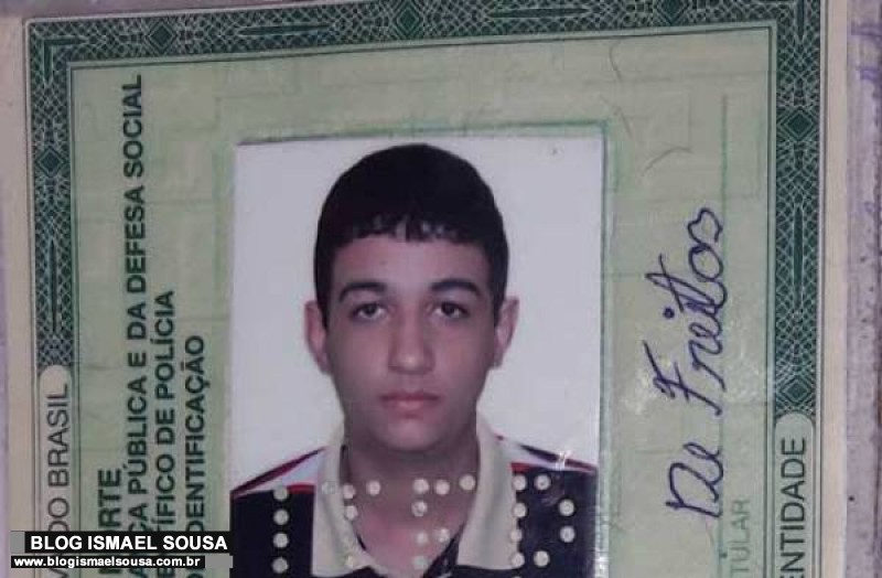 Adolescente Ã© morto a tiros enquanto bebia com amigos no Quixabeirinha