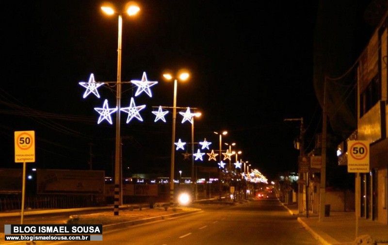 Prefeitura de MossorÃ³ vai gastar R$ 400 mil com decoraÃ§Ã£o natalina