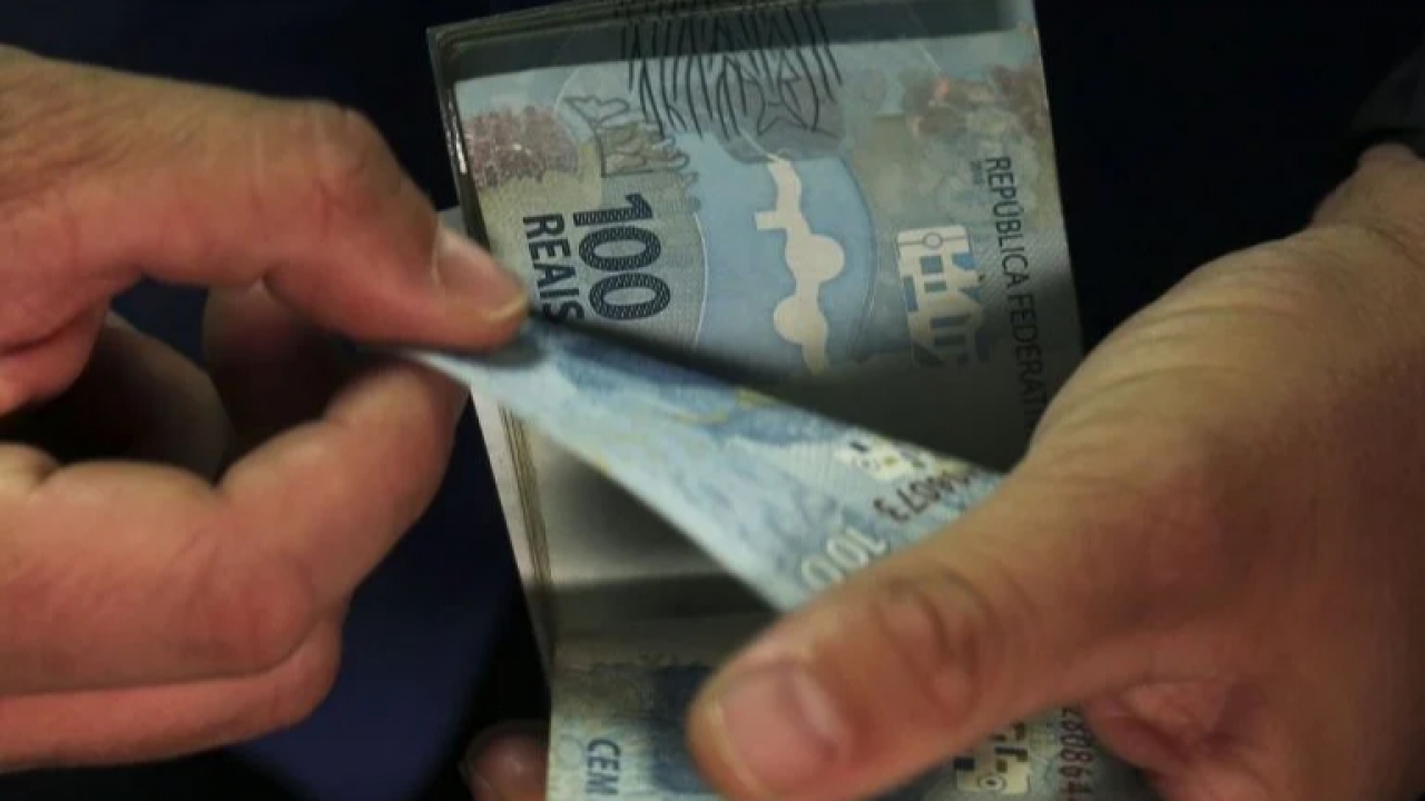 Mais um vez, relatório Focus prevê inflação menor e PIB maior