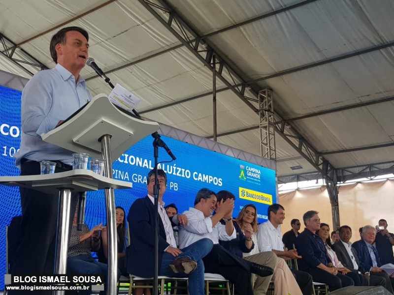 Presidente Bolsonaro entrega 4.100 moradias na ParaÃ­ba