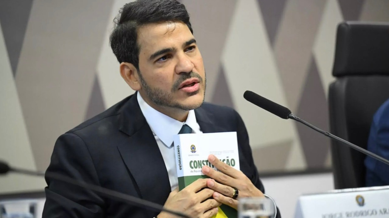 Senado rejeita Messias e impõe derrota histórica ao governo Lula