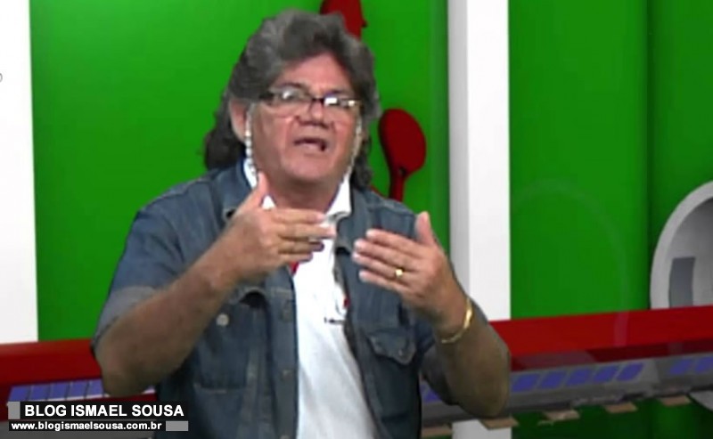 Comunicador Jota Gomes Ã© agredido durante arrastÃ£o em sua residÃªncia