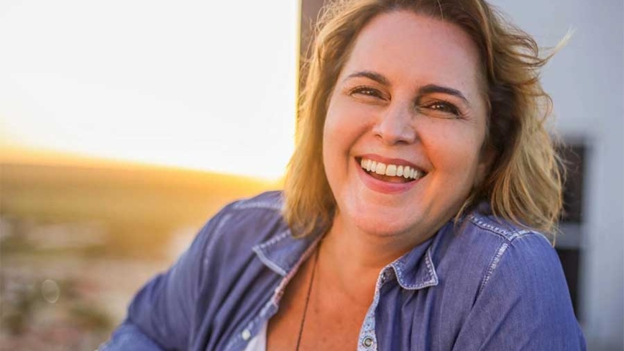 Ex-prefeita Cláudia Regina será a entrevistada de hoje do Podcast Conexão Oeste