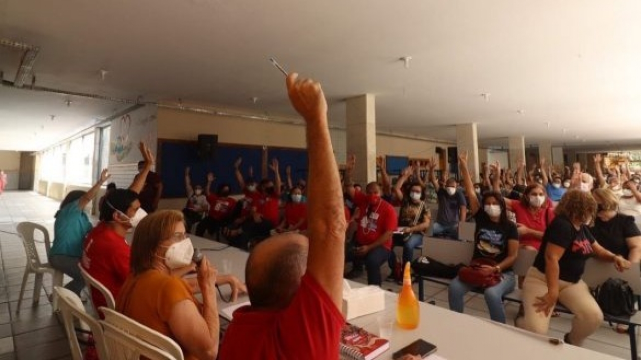 Professores rejeitam proposta do governo Fátima e greve é mantida na rede estadual