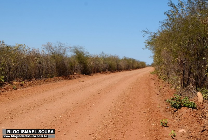 Prefeitura de Mossoró entrega 25 quilômetros de estradas vicinais