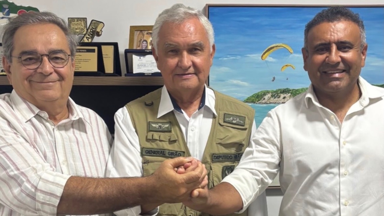 Girão reafirma apoio a Álvaro Dias e Babá Pereira em encontro com lideranças do RN