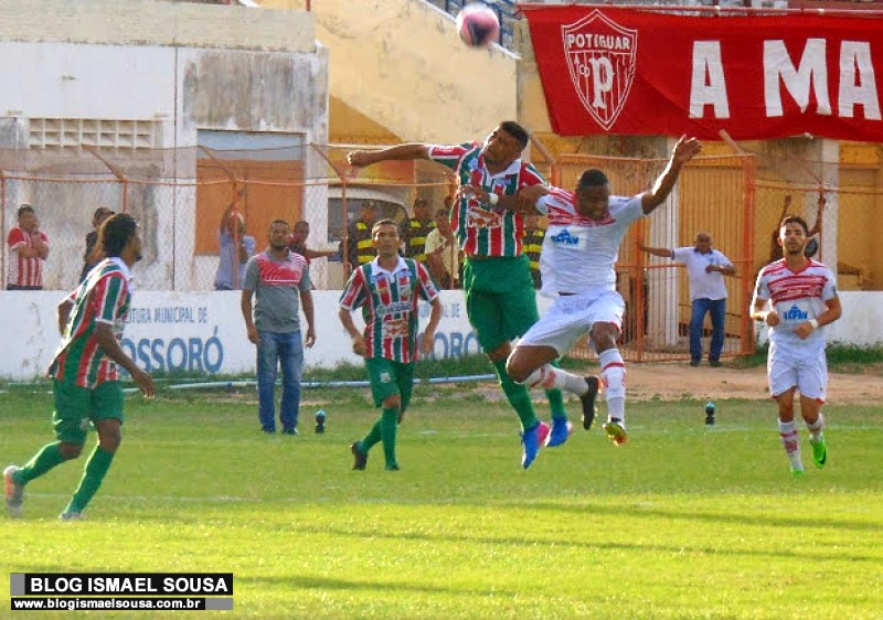 Potiguar e BaraÃºnas ficam no 0 a 0 no pior clÃ¡ssico Potiba da histÃ³ria
