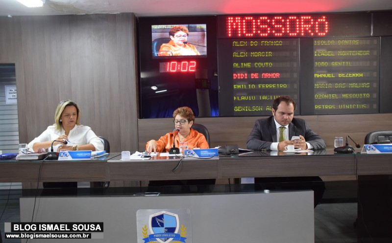 Izabel Montenegro sai em defesa do MossorÃ³ Cidade Junina