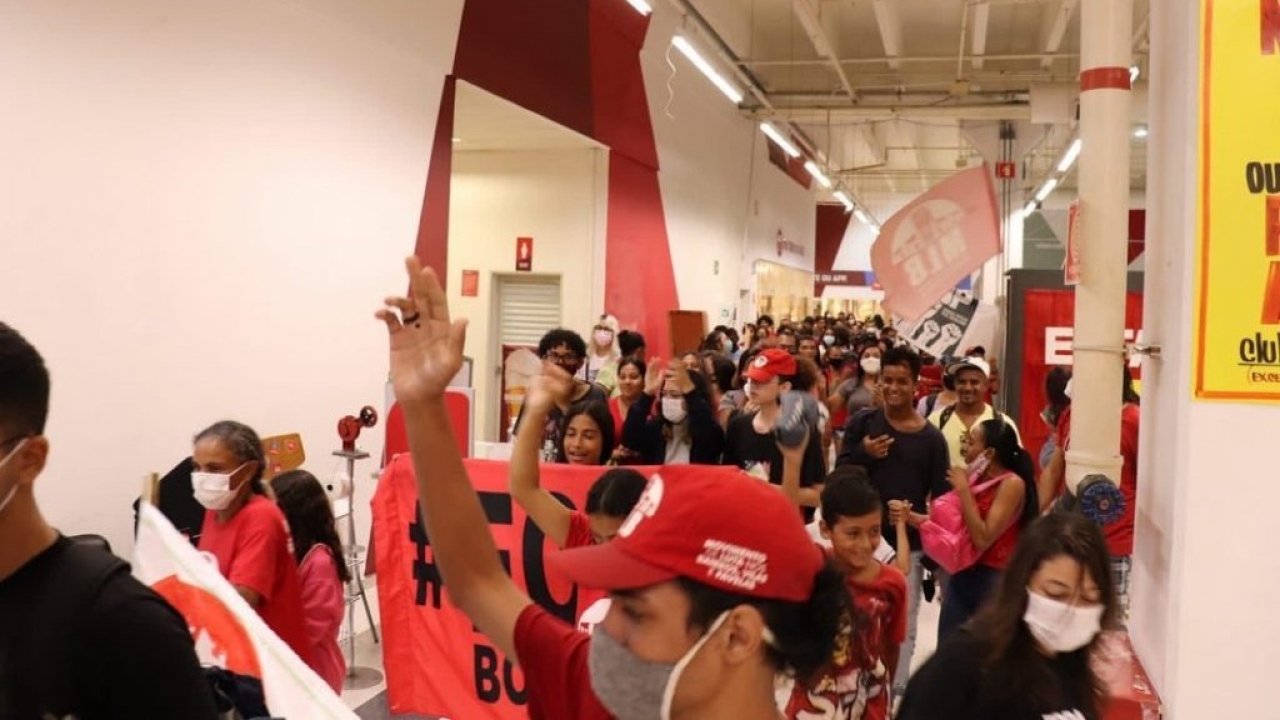 Invasões a supermercados se tornarão comum e a culpa é de Lula