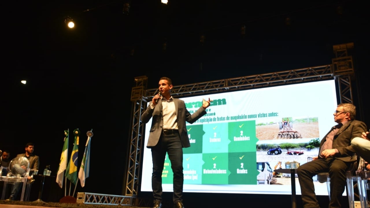 Prefeito Allyson faz prestação de contas e detalha ações desenvolvidas em 2022
