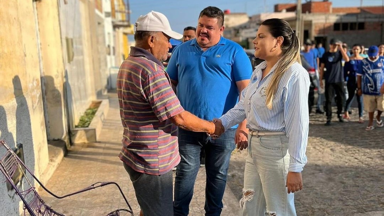 Patu: Bruno de Carrapicho inicia campanha com visita a feira pública do município