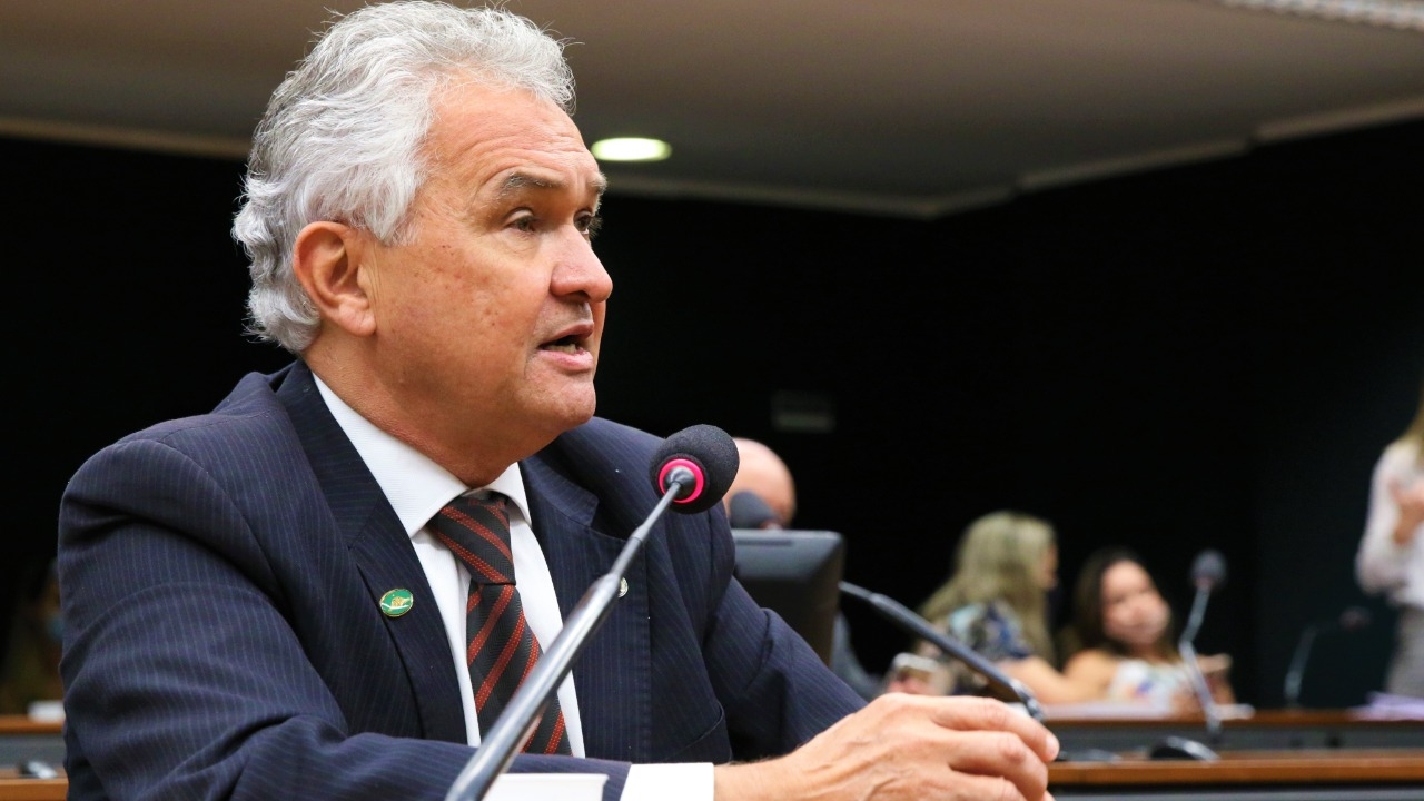"Não existe nenhuma obra que possa ser identificada como do atual Governo do RN", diz General Girão