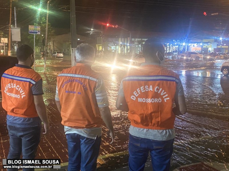 Após tempestade de quase 100mm, Prefeitura de Mossoró coloca Defesa Civil em estado de alerta