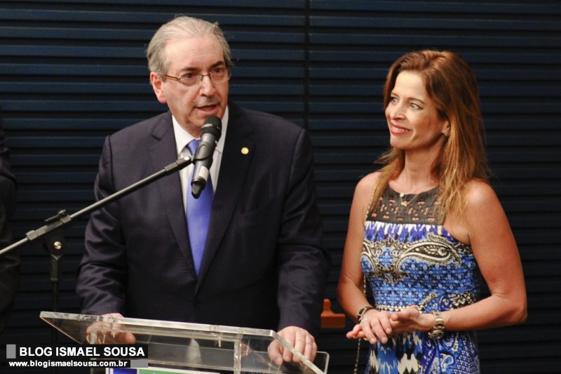 Mulher de Cunha Ã© condenada a dois anos e seis meses de prisÃ£o pelo TRF4