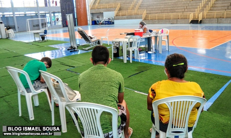 Procura por testagem no Ginásio Poliesportivo cai de 500 para 50 testes por dia