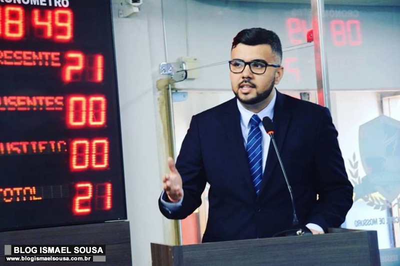 Na CÃ¢mara, vereador Petras VinÃ­cius destaca atuaÃ§Ã£o do projeto "Gabinete nas Ruas"