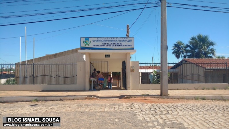 Professora testa positivo para Covid-19 e aulas em escola de Mossoró são suspensas por 14 dias
