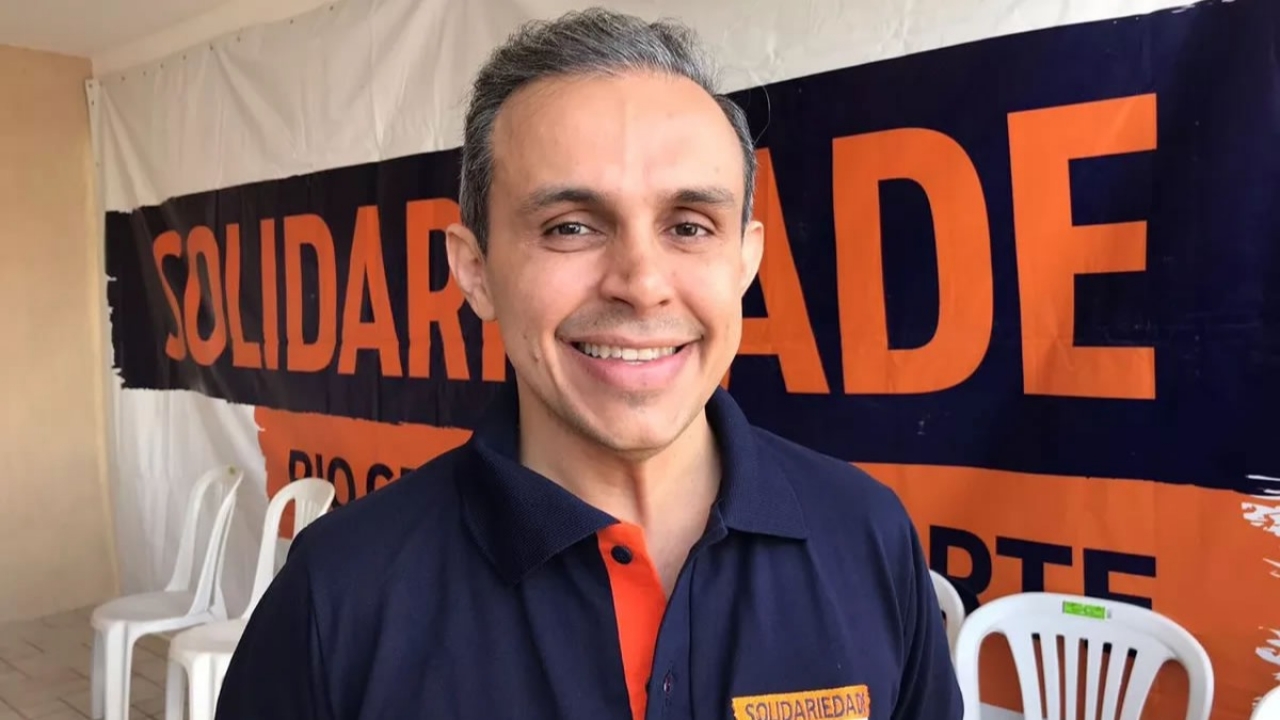 Brenno Queiroga foi traído dentro do próprio partido