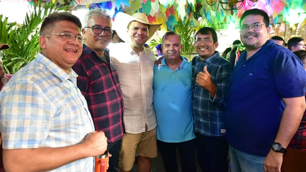 Tião engajado na pré-campanha de Rogério