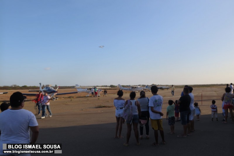 Aeroclube de MossorÃ³ promove evento junino e exposiÃ§Ã£o de aeronaves