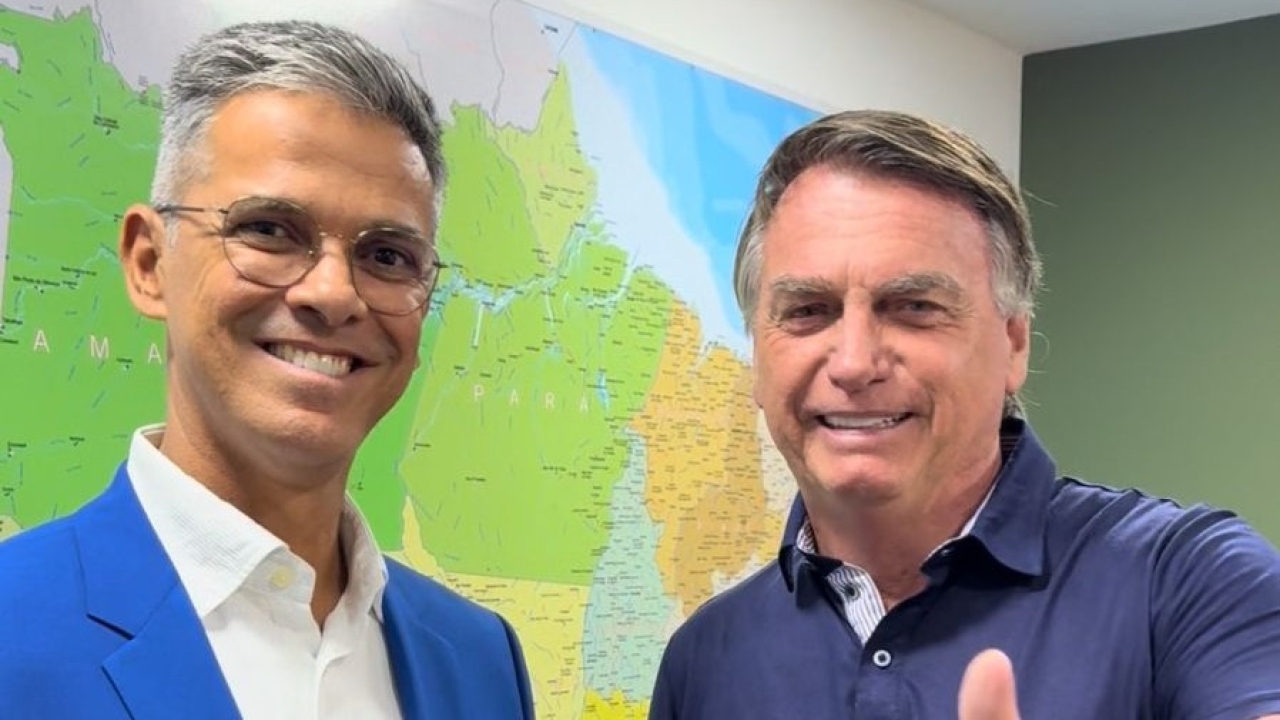 Bolsonaro é cidadão do RN: Coronel Azevedo oficializa homenagem