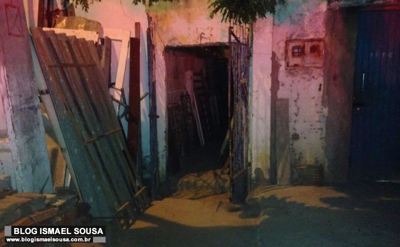 Dois homens de Areia Branca sÃ£o mortos a tiros no bairro Pintos em MossorÃ³