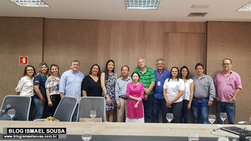 Investidores vietnamitas estÃ£o em MossorÃ³ para conhecer produÃ§Ã£o de melÃ£o