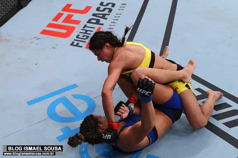 Claudia Gadelha domina rival e vence na decisÃ£o no UFC SÃ£o Paulo