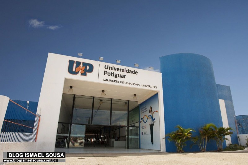 DemissÃ£o em massa de professores da UNP atinge diretamente o Curso de Direito de MossorÃ³