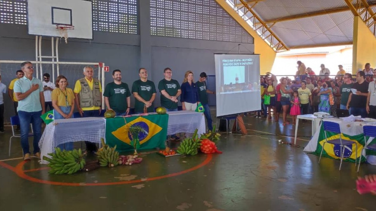 Dia histórico para Maísa com entrega de mais de 200 títulos de terras pelo governo Bolsonaro